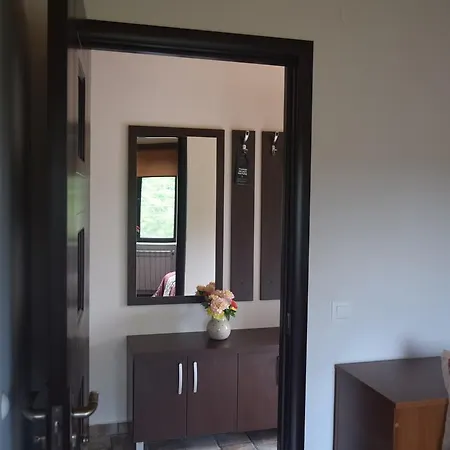 Koshov Guest House