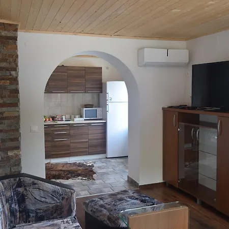 Koshov Guest House